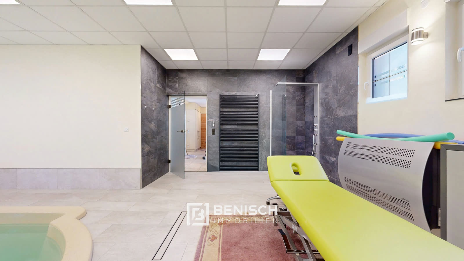 Villa Dresden-Klotzsche — Dusche im Wellnessbereich